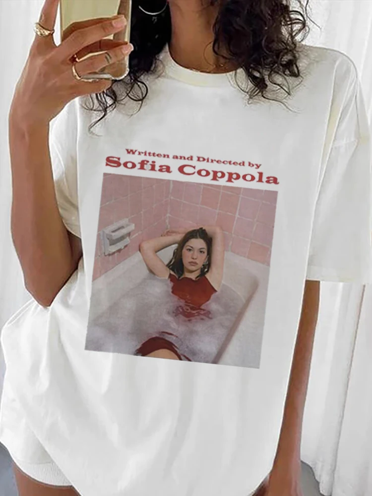 Написано и написано Софией Coppola Фото | Качественная рубашка из 100% хлопка | Экологически чистая
Написано и написано Софией Coppola Фото | Качественная рубашка из 100% хлопка | Экологически чистая