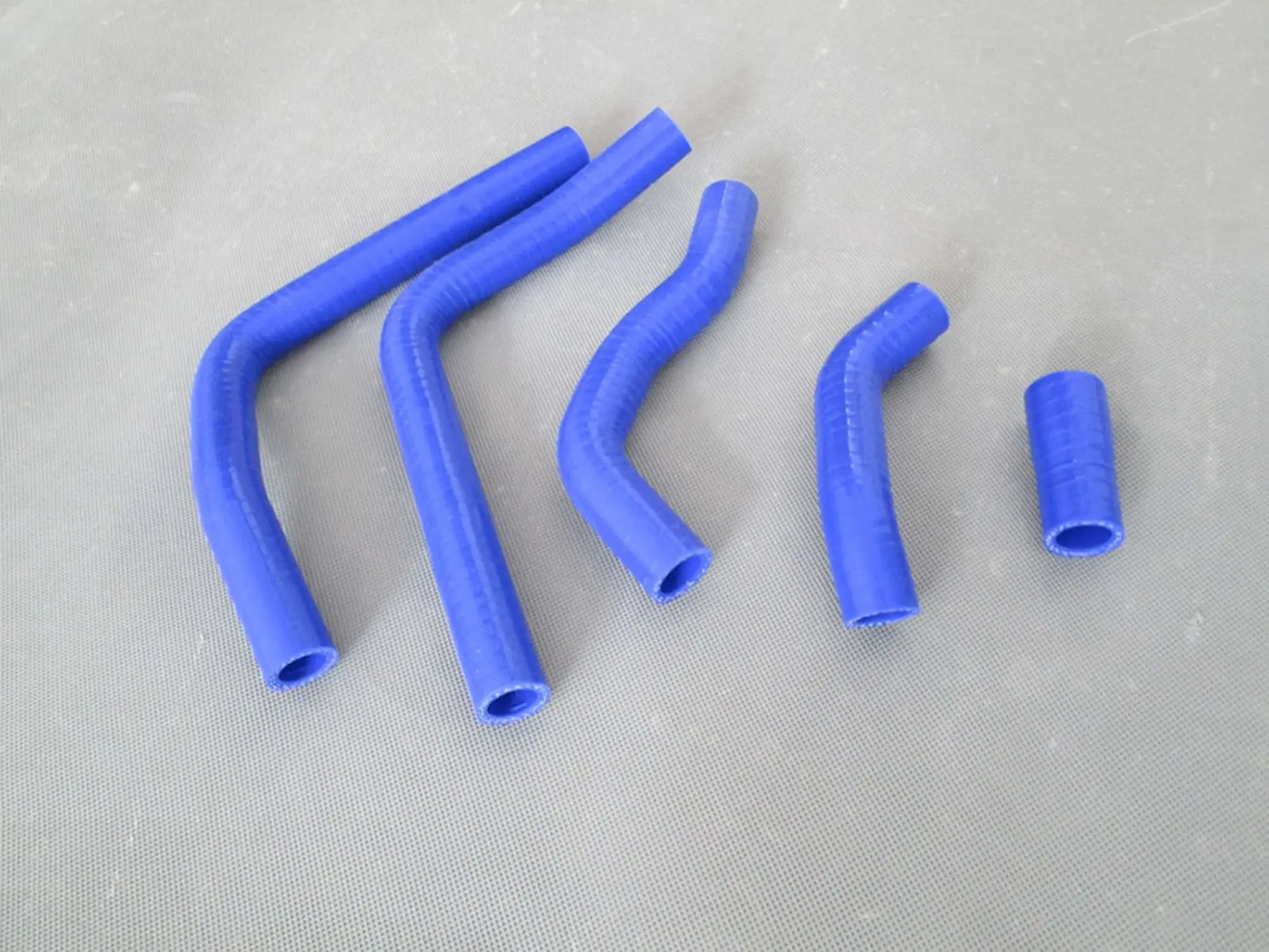 Синий силиконовый шланг радиатора для Honda CR125R 2005 2008 2005 2006 2007 2008
Синий силиконовый шланг радиатора для Honda CR125R 2005 2008 2005 2006 2007 2008