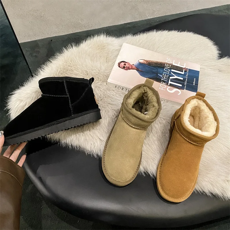 Ботинки женские белые, австралийские полусапожки на плоской подошве, с круглым носком, роскошная дизайнерская зимняя обувь, кожаная обувь на резиновой подошве для снега
Ботинки женские белые, австралийские полусапожки на плоской подошве, с круглым носком, роскошная дизайнерская зимняя обувь, кожаная обувь на резиновой подошве для снега