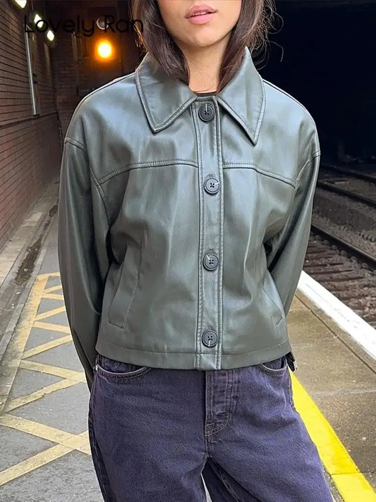 PU Leather Jacket For Women 2023 Chic Retro Lapel Loose Casual Short Leather Jackets Autumn Fashion Motorcycle Leather Tops
PU Leather Jacket For Women 2023 Chic Retro Lapel Loose Casual Short Leather Jackets Autumn Fashion Motorcycle Leather Tops