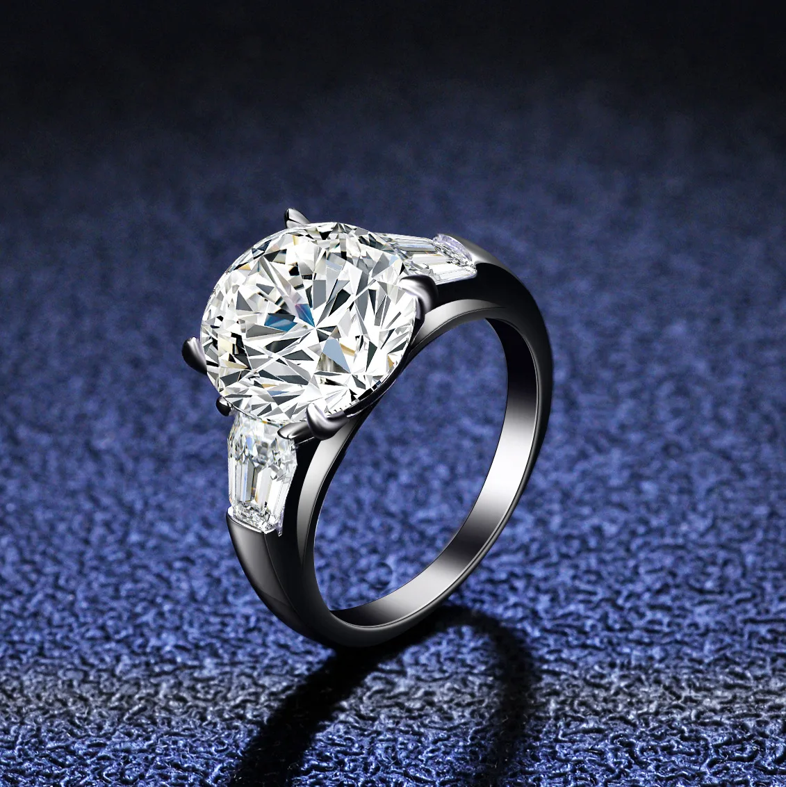 5CT бриллиантовое кольцо для помолвки, искусственное серебряное свадебное классическое кольцо с 4 зубцами и изменяемым размером, подарок, ювелирные изделия с коробкой
5CT бриллиантовое кольцо для помолвки, искусственное серебряное свадебное классическое кольцо с 4 зубцами и изменяемым размером, подарок, ювелирные изделия с коробкой
