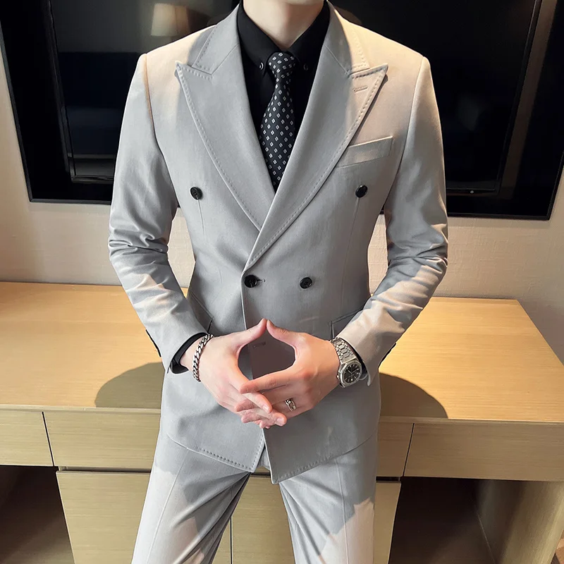 New spring men (suit + waistcoat trousers) Fashion business English dress casual party Korean version slim suit three-piece se
New spring men (suit + waistcoat trousers) Fashion business English dress casual party Korean version slim suit three-piece se
