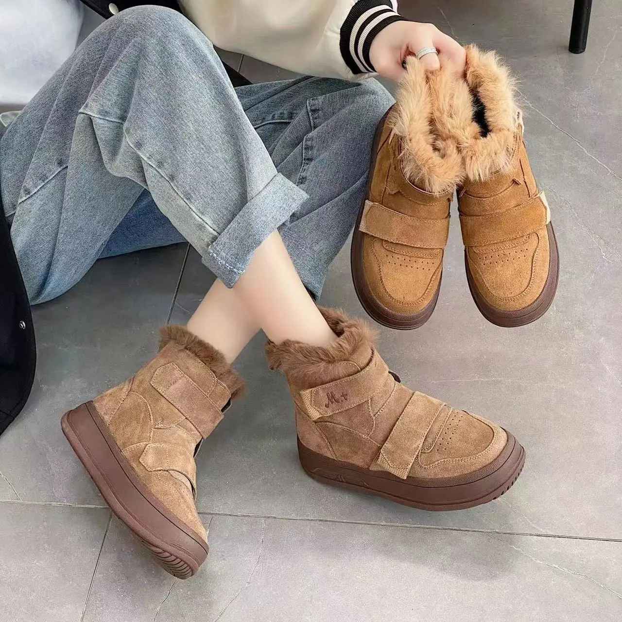 shoes for women luxury winter high quality ankle boots casual snow short platform Cricket shoes college girl new warm street
shoes for women luxury winter high quality ankle boots casual snow short platform Cricket shoes college girl new warm street