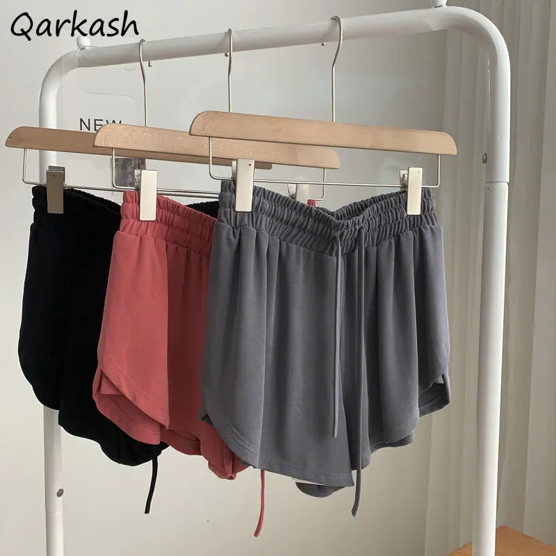 Sporty Shorts Women Loose Casual Jogger Bodybuilding Solid Korean Style Drawstring Summer All-match Fashion Streetwear
Sporty Shorts Women Loose Casual Jogger Bodybuilding Solid Korean Style Drawstring Summer All-match Fashion Streetwear
