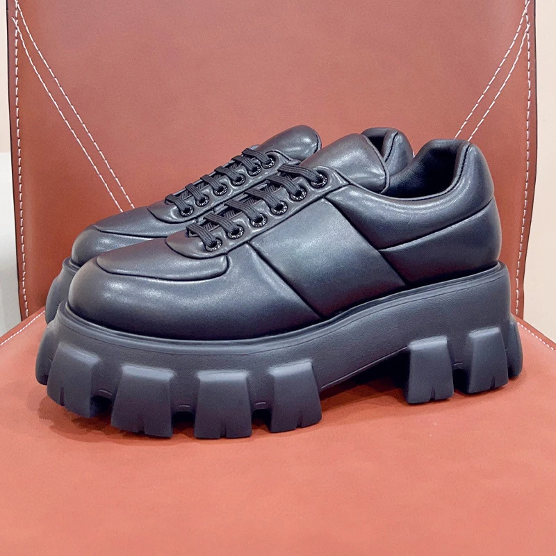 Spring Autumn New Casual Shoes Genuine Leather Material Fashion Simplicity Solid Color Height Increasing Women's Shoes
Spring Autumn New Casual Shoes Genuine Leather Material Fashion Simplicity Solid Color Height Increasing Women's Shoes