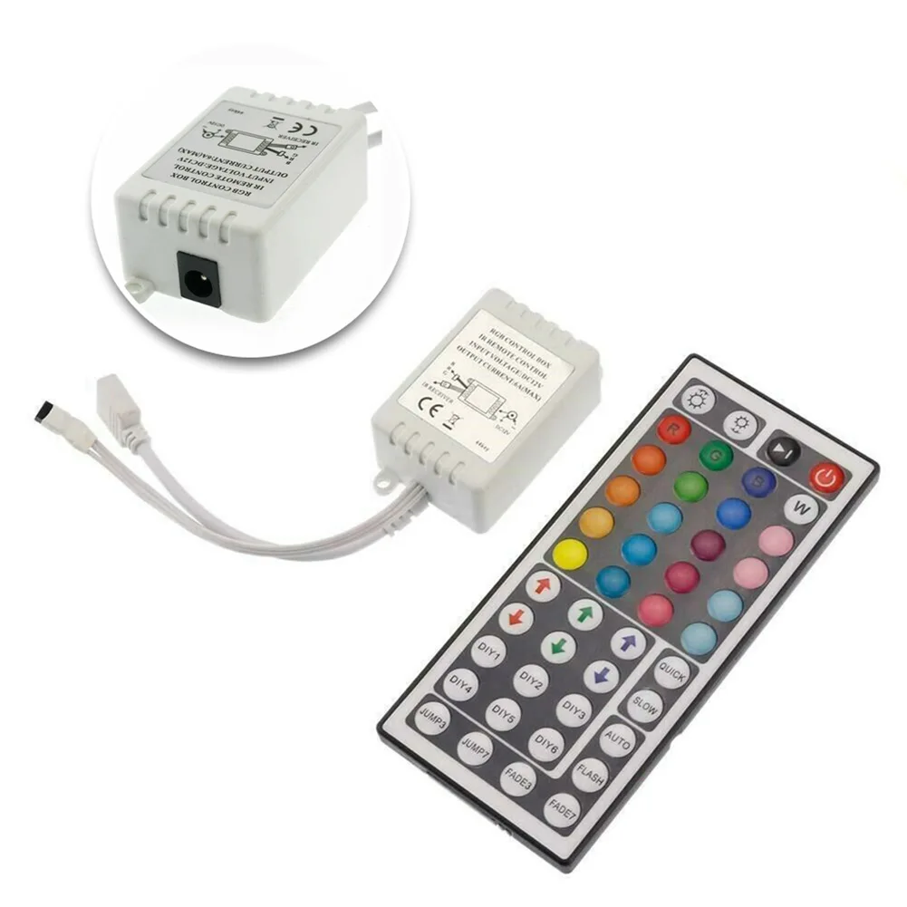 OutPut Control Box Remote Controller 44 Keys IR 5050 Energy Efficient For 3528 Plastic RGB Control Box 12V LED
OutPut Control Box Remote Controller 44 Keys IR 5050 Energy Efficient For 3528 Plastic RGB Control Box 12V LED