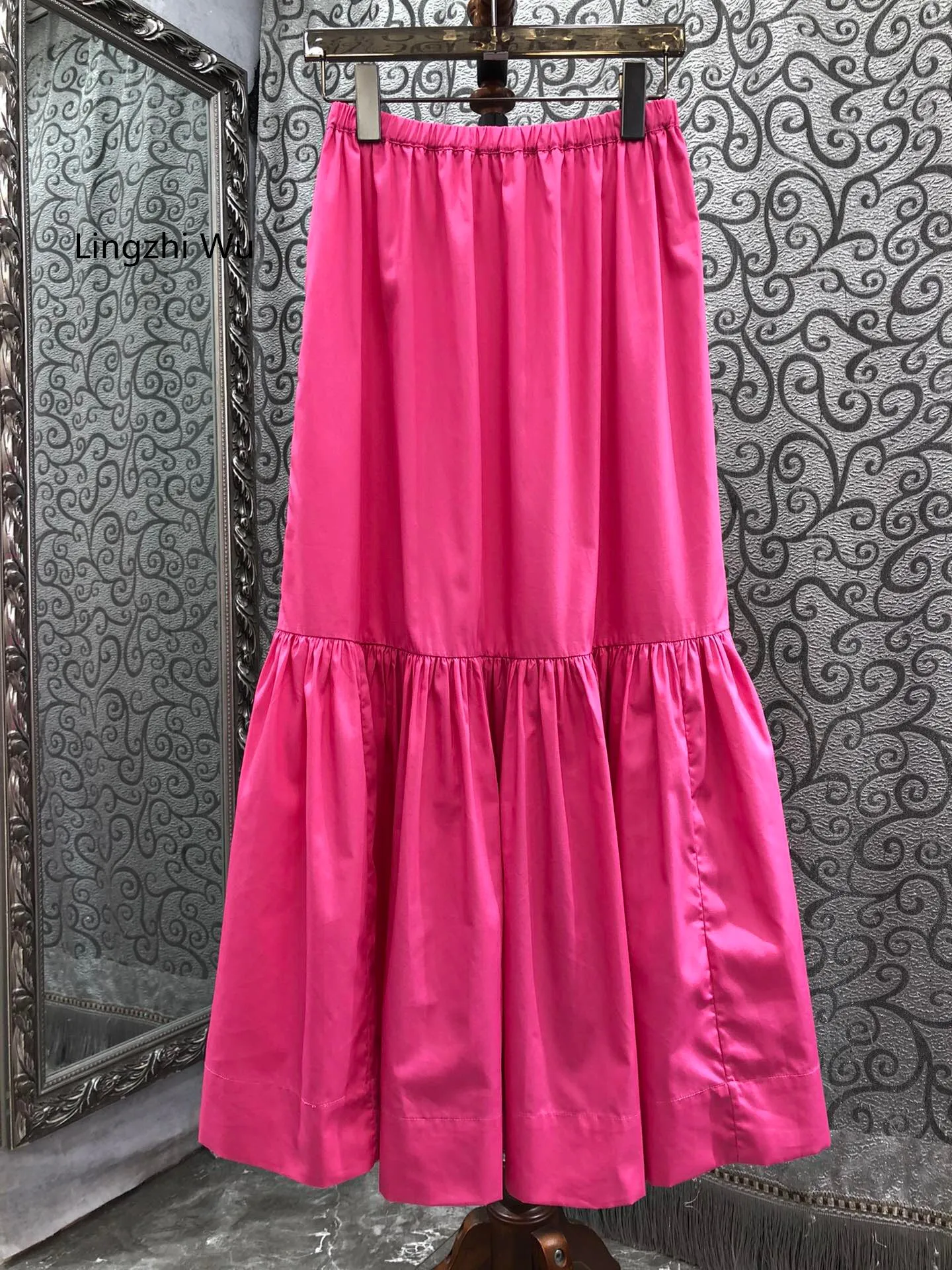Lingzhi Wu Long Skirt 2024 Spring Rose Red Skirts Female Design High Waist Slim A-Line Skirts New Arrival
Lingzhi Wu Long Skirt 2024 Spring Rose Red Skirts Female Design High Waist Slim A-Line Skirts New Arrival