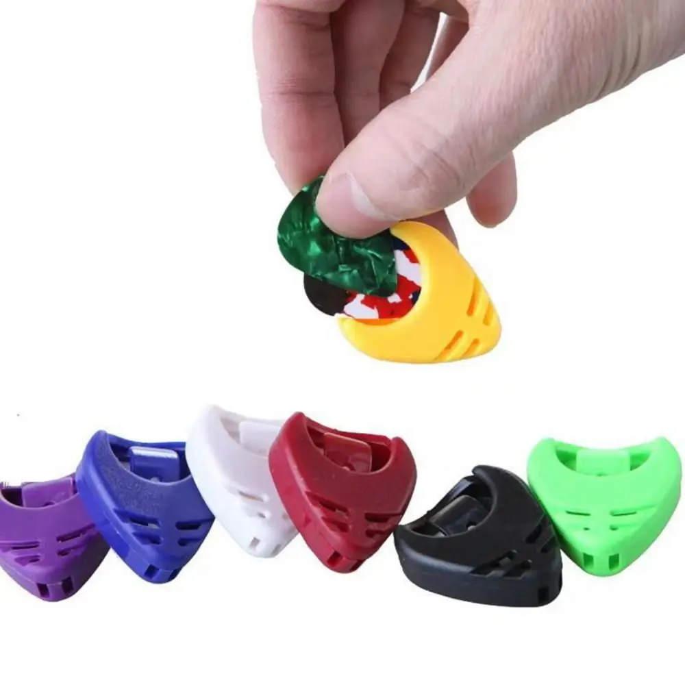 

10PCS Adhesive Guitar Plectrum Box Heart Shape Random Color Guitar Pick Holder Durable Plastic Guitar Pick Box Guitarist