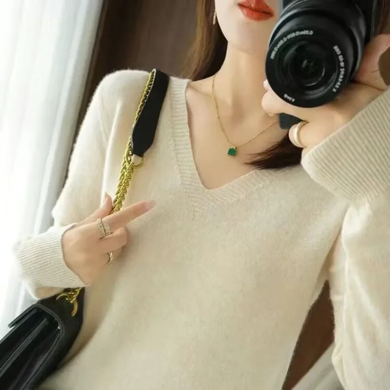 Spring and Summer New Short-sleeved Women O-neck Slim Wool Cotton Blend Pullover Vest T-shirt Knitted Base Sweater
Spring and Summer New Short-sleeved Women O-neck Slim Wool Cotton Blend Pullover Vest T-shirt Knitted Base Sweater