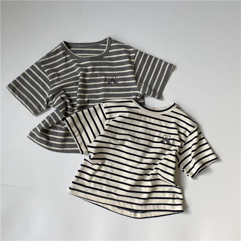 2023 Summer Children's Little Cloud Embroidery Short Sleeve T-shirt Classic Striped Short Sleeve Top for Boys and Girls
2023 Summer Children's Little Cloud Embroidery Short Sleeve T-shirt Classic Striped Short Sleeve Top for Boys and Girls