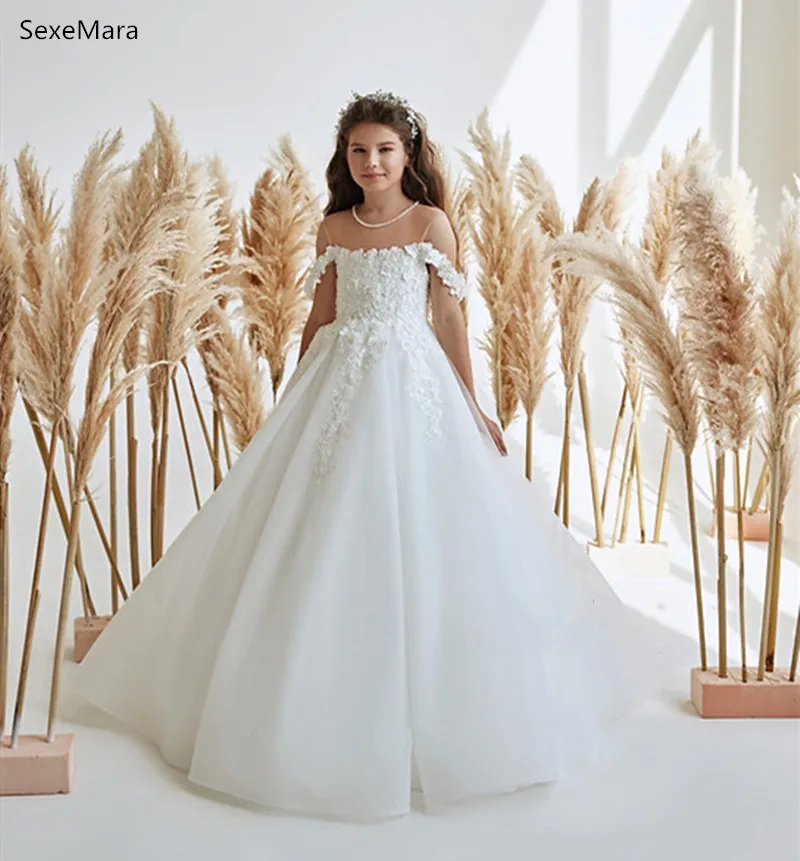 Stunning Flower Girl Dresses Lace Beads Kids Wedding Party Dress Ball Gown First Communion Dress Custom Size
Stunning Flower Girl Dresses Lace Beads Kids Wedding Party Dress Ball Gown First Communion Dress Custom Size