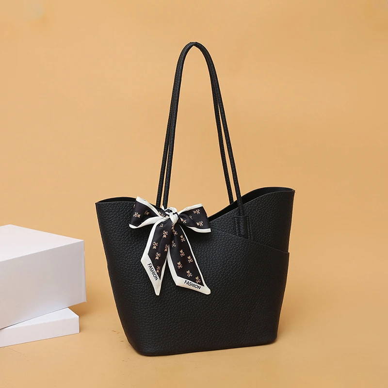 

Large Capacity Leather Women's Handbag Luxury Designer Composite Underarm Shoulder Bag Brand Shopping Travel Leisure Tote Bag