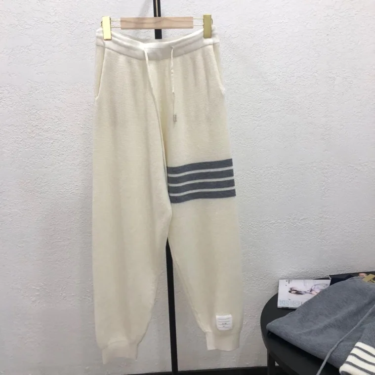 High Quality TB Korean Fashion Waffle Trousers Wool Version Streetwear Women
High Quality TB Korean Fashion Waffle Trousers Wool Version Streetwear Women