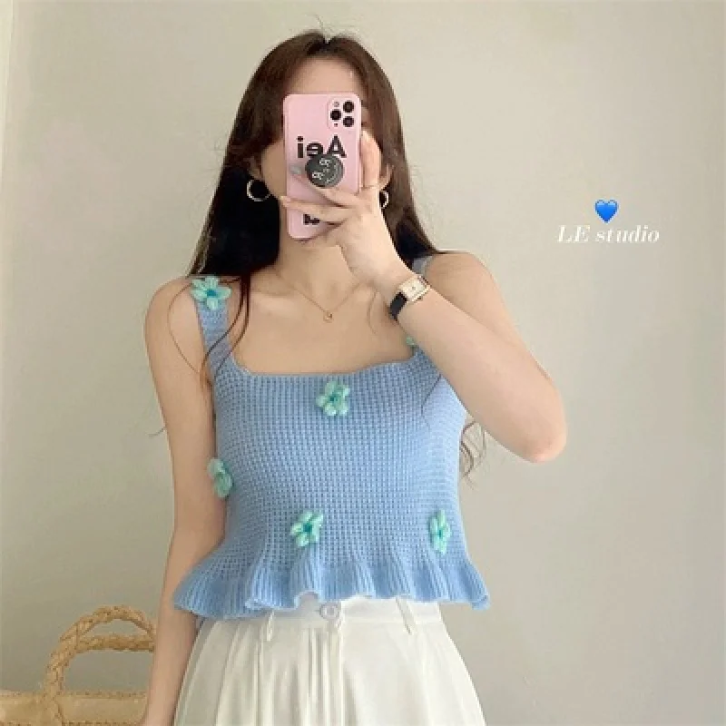 

Short section pure desire fungus edge three-dimensional flower top knitted camisole niche design sense outer wear women