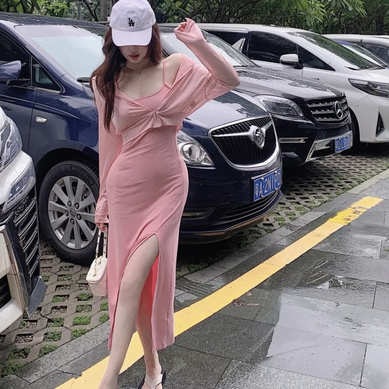 2023 Sexy Sense Of Design Split Fork Suspender Female Dress Sunscreen Hoodie Free Shipping
2023 Sexy Sense Of Design Split Fork Suspender Female Dress Sunscreen Hoodie Free Shipping