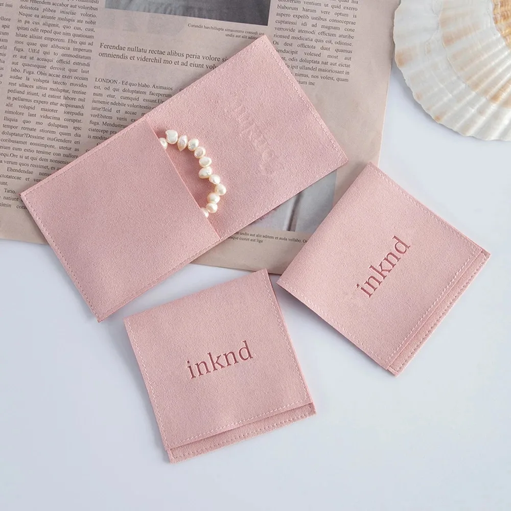 100pcs Custom Logo Print Microfiber Jewelry Organizer Packing Pouch 6X6cm Small Size Gift Bags Wedding Favor Candy Bag Wholesale
100pcs Custom Logo Print Microfiber Jewelry Organizer Packing Pouch 6X6cm Small Size Gift Bags Wedding Favor Candy Bag Wholesale
