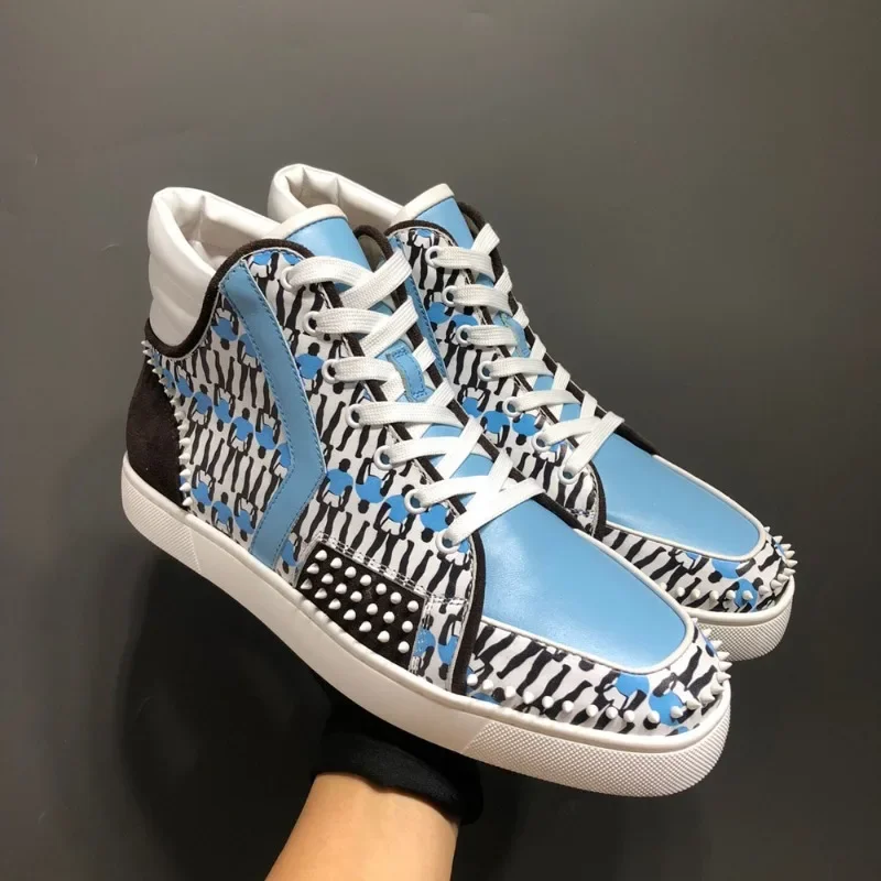 High Top Red Bottom Shoes Sports Men Spikes Casual Flats Loafers Women Sneakers Blue Graffiti Real Leather Rivets Wedding Shoes
High Top Red Bottom Shoes Sports Men Spikes Casual Flats Loafers Women Sneakers Blue Graffiti Real Leather Rivets Wedding Shoes