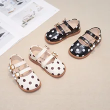 2022 Children Girls Spring New Korean Style Round-toe Rhinestone Soft Kids Princess Dots Mary Janes PU Light Flat Dress Shoes 
2022 Children Girls Spring New Korean Style Round-toe Rhinestone Soft Kids Princess Dots Mary Janes PU Light Flat Dress Shoes
