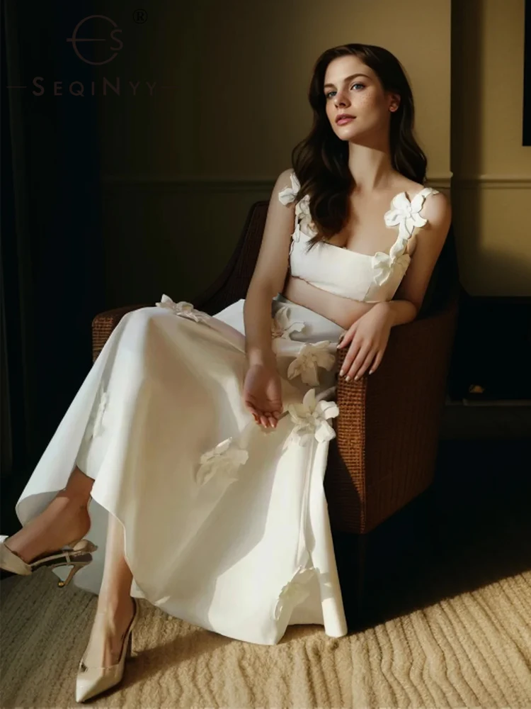 Женский элегантный костюм SEQINYY, белый, летний, весенний, новый модный дизайн, подиумный укороченный топ и юбка миди в стиле High Street с цветочной аппликацией 
Женский элегантный костюм SEQINYY, белый, летний, весенний, новый модный дизайн, подиумный укороченный топ и юбка миди в стиле High Street с цветочной аппликацией