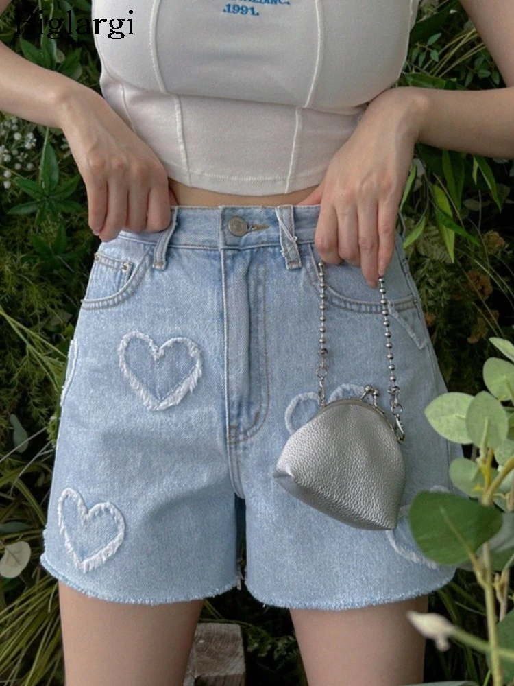 Jeans Summer Mini High Waist Shorts Women Love Fringe Fashion Casual Loose Ladies Trousers Wide Leg Korean Style Woman Shorts
Jeans Summer Mini High Waist Shorts Women Love Fringe Fashion Casual Loose Ladies Trousers Wide Leg Korean Style Woman Shorts