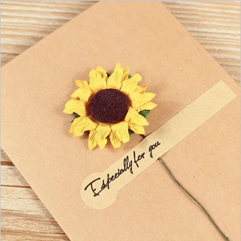 50Pcs Retro Kraft dried flowers handwritten blessing greeting card birthday gift card wedding invitationsChristmas
50Pcs Retro Kraft dried flowers handwritten blessing greeting card birthday gift card wedding invitationsChristmas