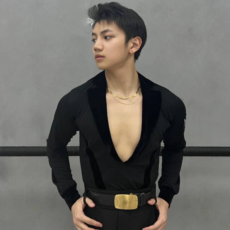 New Latin Dance Tops For Men Large V-Neck Long Sleeved Velvet Top Adult National Standard Dance Competition Clothing DQS13237
New Latin Dance Tops For Men Large V-Neck Long Sleeved Velvet Top Adult National Standard Dance Competition Clothing DQS13237