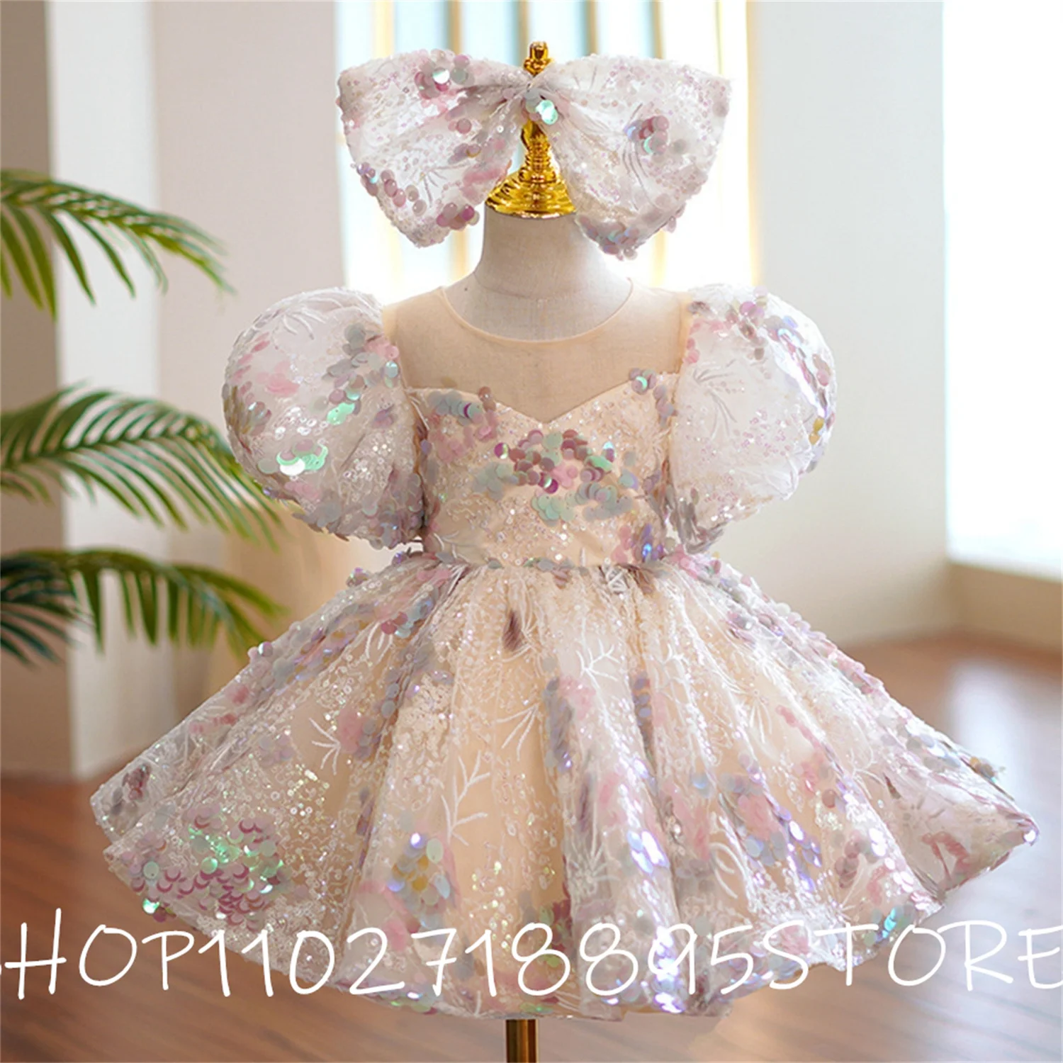 2022 Flower Girl Dresses Children Birthday Party Wedding Sequins For Kids Tulle Gowns O-Neck Bow Puff Sleeves Vestidos De Novia
2022 Flower Girl Dresses Children Birthday Party Wedding Sequins For Kids Tulle Gowns O-Neck Bow Puff Sleeves Vestidos De Novia