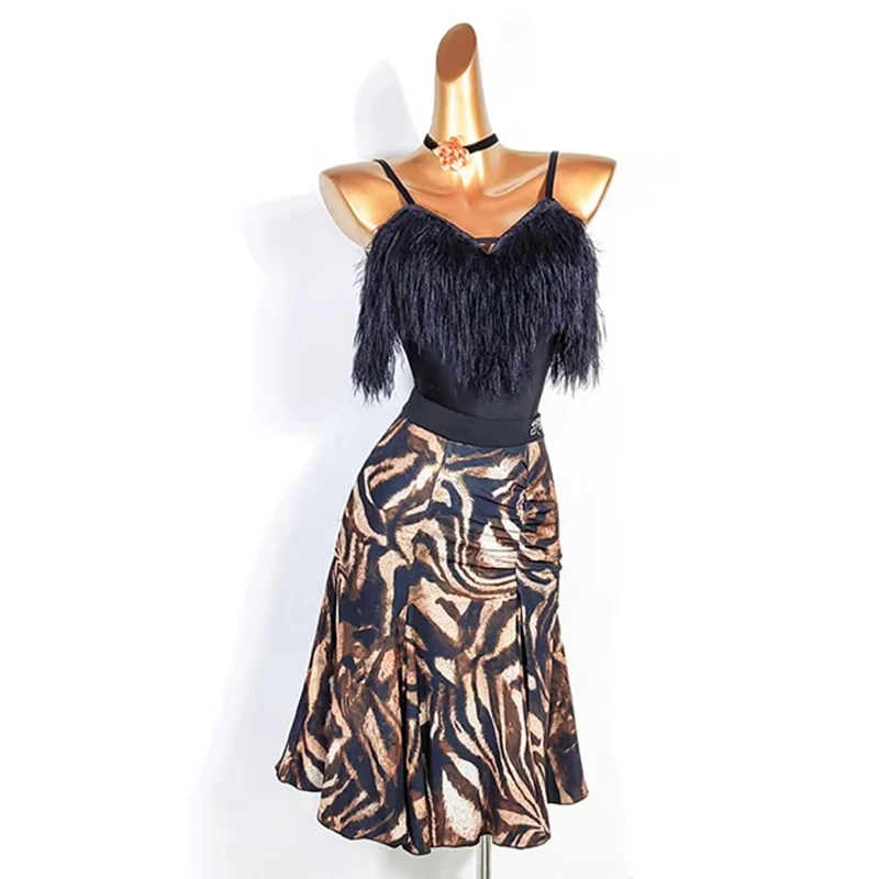 Latin Dance Costume Feather Bodysuit Leopard Skirt Tango Dance Performance Clothing Adult Women ChaCha Dance Outfit VDB7838
Latin Dance Costume Feather Bodysuit Leopard Skirt Tango Dance Performance Clothing Adult Women ChaCha Dance Outfit VDB7838