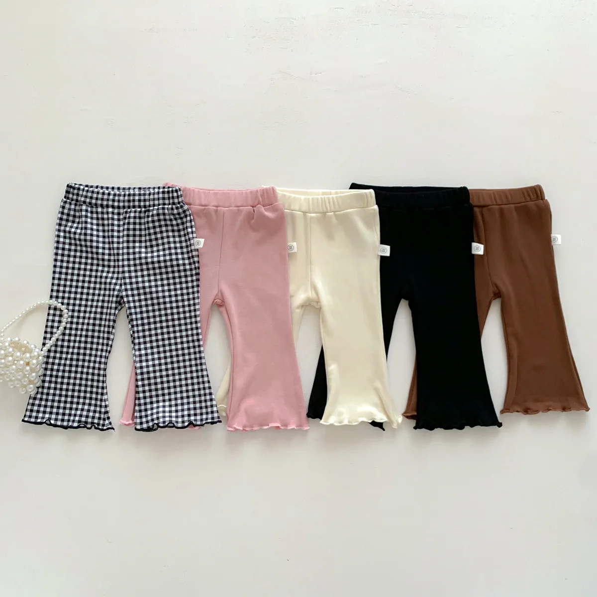 Spring& Summer Girl Fashion Plaid Flared Trousers Soft Mulberry Trim Solid Trousers Toddler Girls Casual Cotton Ribbed Pants
Spring& Summer Girl Fashion Plaid Flared Trousers Soft Mulberry Trim Solid Trousers Toddler Girls Casual Cotton Ribbed Pants