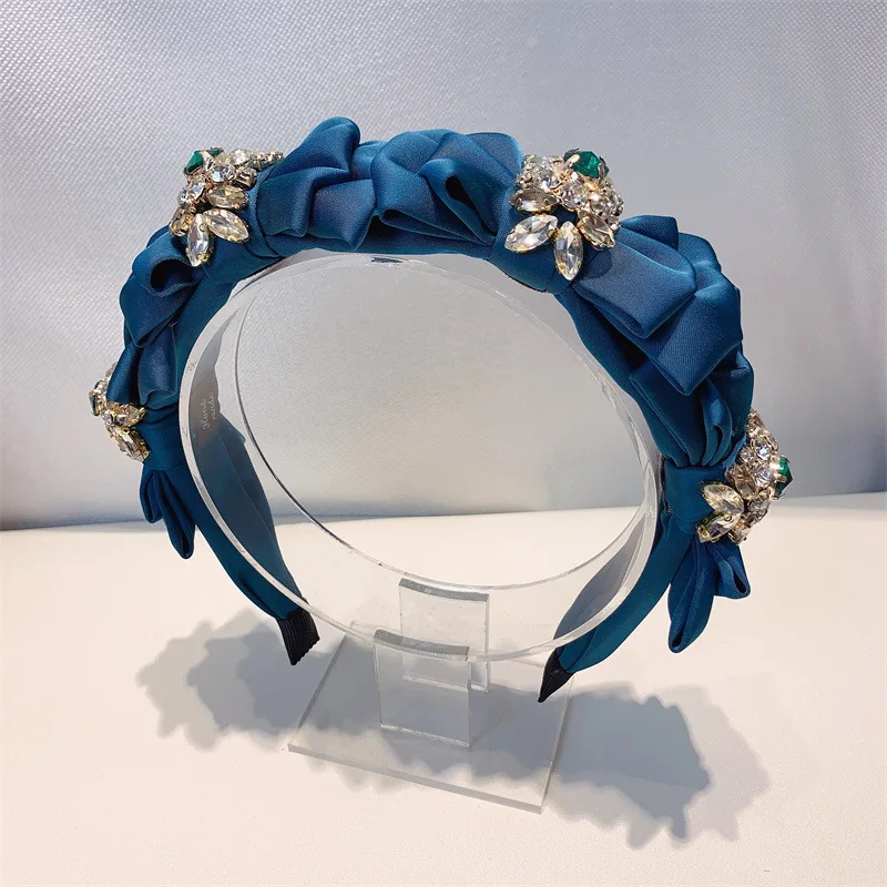French Elegant Woman Vintage Bow Headdress Mori Girl Sweet Flash Drill Lolita Hair Band Cute Women Pastoral Style Headdress
French Elegant Woman Vintage Bow Headdress Mori Girl Sweet Flash Drill Lolita Hair Band Cute Women Pastoral Style Headdress