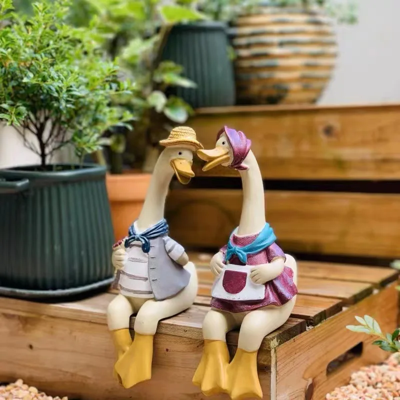 Creative Cartoon Couple Duck Figurines Modern Living Room Table Decoration Home Desk Bookshelf Cabinet Ornaments Miniatures Gift
Creative Cartoon Couple Duck Figurines Modern Living Room Table Decoration Home Desk Bookshelf Cabinet Ornaments Miniatures Gift