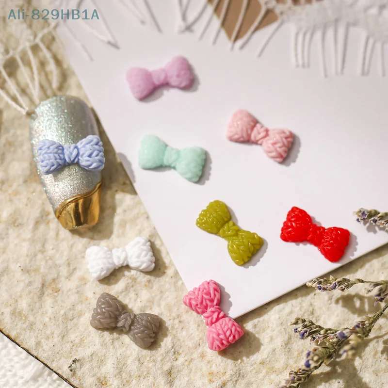 Матовый бант для дизайна ногтей, шармы-банты, аксессуары для творчества и нейл-арта, рельефные украшения из смолы, милые товары для маникюра и салона красоты для женщин
Матовый бант для дизайна ногтей, шармы-банты, аксессуары для творчества и нейл-арта, рельефные украшения из смолы, милые товары для маникюра и салона красоты для женщин