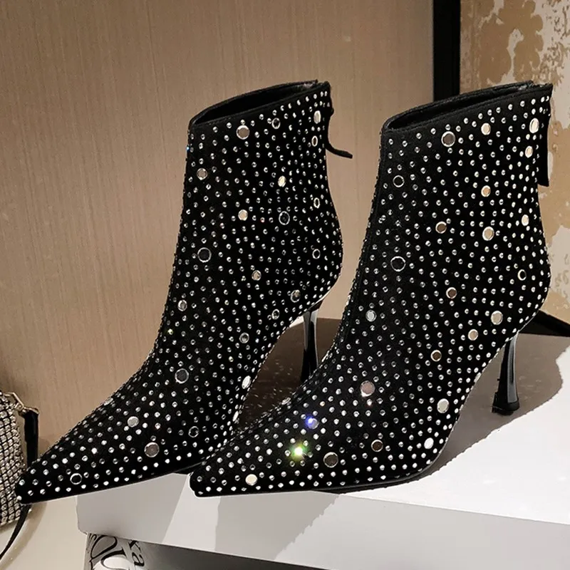 Bling Bling Sequin Ladies Black Sexy Pointed Stiletto Heels Elasticity Ankle Boots Fashion Women Boots Party Office Short Boots
Bling Bling Sequin Ladies Black Sexy Pointed Stiletto Heels Elasticity Ankle Boots Fashion Women Boots Party Office Short Boots