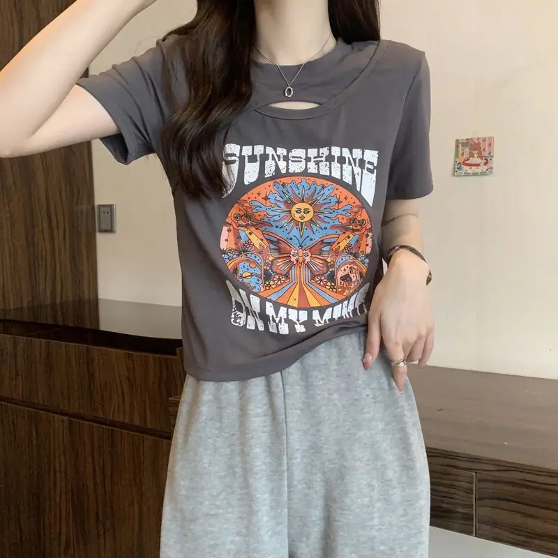 Женская летняя пикантная универсальная облегающая футболка с круглым вырезом и коротким рукавом, женская одежда, модный топ с принтом
Женская летняя пикантная универсальная облегающая футболка с круглым вырезом и коротким рукавом, женская одежда, модный топ с принтом