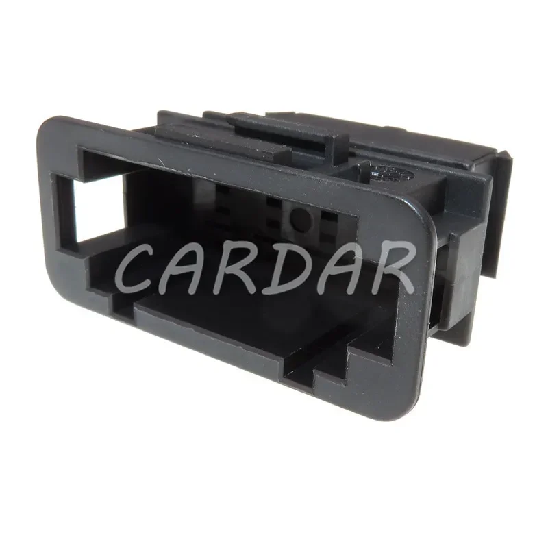 1 Set 8 Pin 1J0972784 6.3mm Auto Electric Wiring Cable Connector Socket With Terminals 1J0 972 784 For VW
1 Set 8 Pin 1J0972784 6.3mm Auto Electric Wiring Cable Connector Socket With Terminals 1J0 972 784 For VW