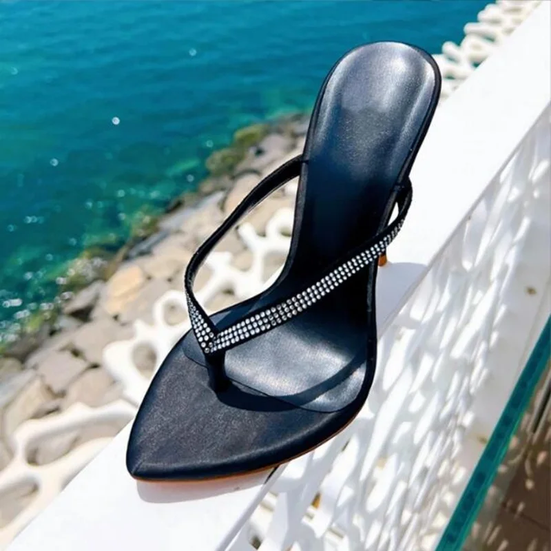 Sexy Crystal Clip Toe Slippers Pointed Toe Patchwork Black Leather Stiletto High Heels Summer Shoes Solid Women Mules Shoes
Sexy Crystal Clip Toe Slippers Pointed Toe Patchwork Black Leather Stiletto High Heels Summer Shoes Solid Women Mules Shoes