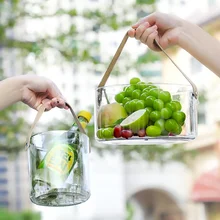 Light Luxury Portable Basket Fruit Tray Outdoor picnic storage Bucket Simple Modern Living Room Transparent Wine Basin household
Light Luxury Portable Basket Fruit Tray Outdoor picnic storage Bucket Simple Modern Living Room Transparent Wine Basin household