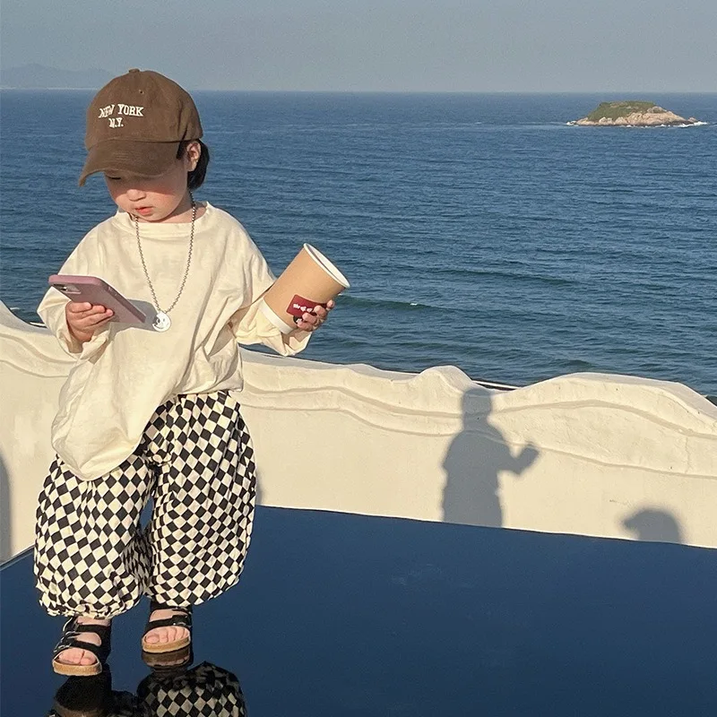 Children Pants for Boys and Girls Spring and Autumn 2023 New Fashionable Korean Style Casual Checkerboard Wide Leg Loose Pants
Children Pants for Boys and Girls Spring and Autumn 2023 New Fashionable Korean Style Casual Checkerboard Wide Leg Loose Pants