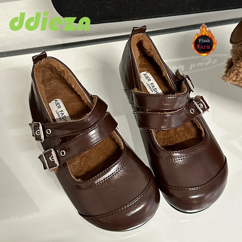 Autumn Women Shoes Mary Janes Warm Fur Round Toe Footwear Japanese Style Winter Plush Fashion Shallow Ladies Plush Shoes
Autumn Women Shoes Mary Janes Warm Fur Round Toe Footwear Japanese Style Winter Plush Fashion Shallow Ladies Plush Shoes