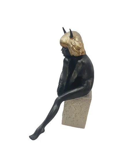 EU HOME DECORATION AROSE BULL SIGN DECOR TRINKET
EU HOME DECORATION AROSE BULL SIGN DECOR TRINKET