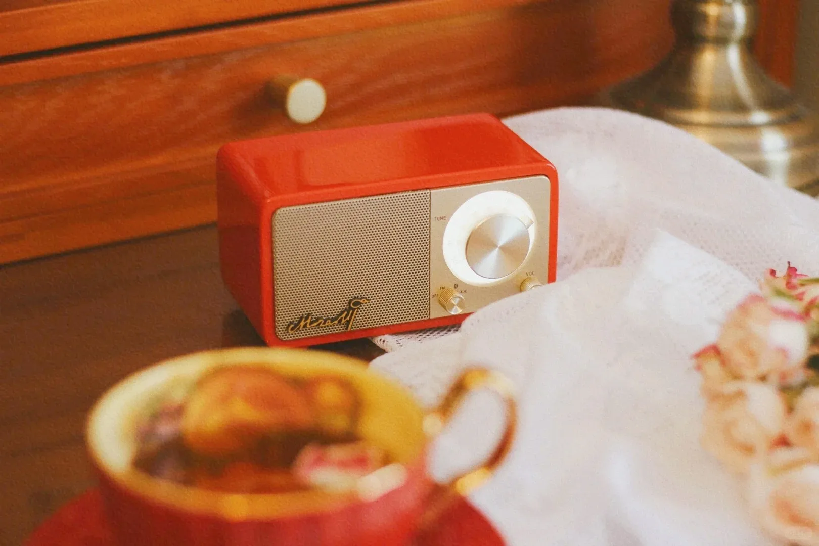 Китайский Красный Bluetooth беспроводной динамик SANGEAN Mozart, Ретро FM-радио, портативный стерео сабвуфер, деревянный динамик
Китайский Красный Bluetooth беспроводной динамик SANGEAN Mozart, Ретро FM-радио, портативный стерео сабвуфер, деревянный динамик