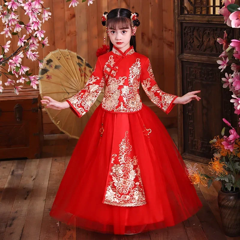 Girls Han Costume Chinese New Year Costume Children's Cheongsam Chinese Style Suit Embroidery Flower Girl Dresses for Wedding
Girls Han Costume Chinese New Year Costume Children's Cheongsam Chinese Style Suit Embroidery Flower Girl Dresses for Wedding