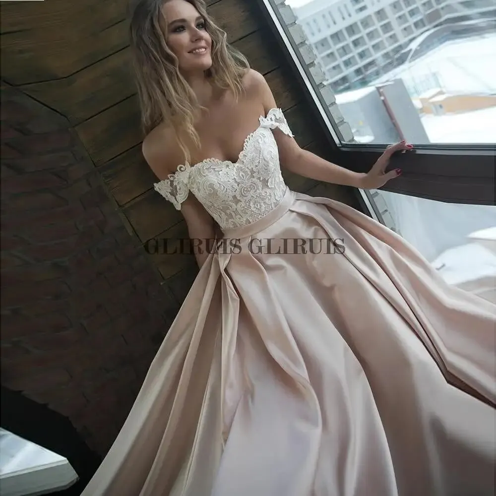 

Off Shoulder Sweetheart Satin Wedding Dresses Romantic Lace Applique Formal Bridal Gown with Sleeve Long Train Bride Dress 2022