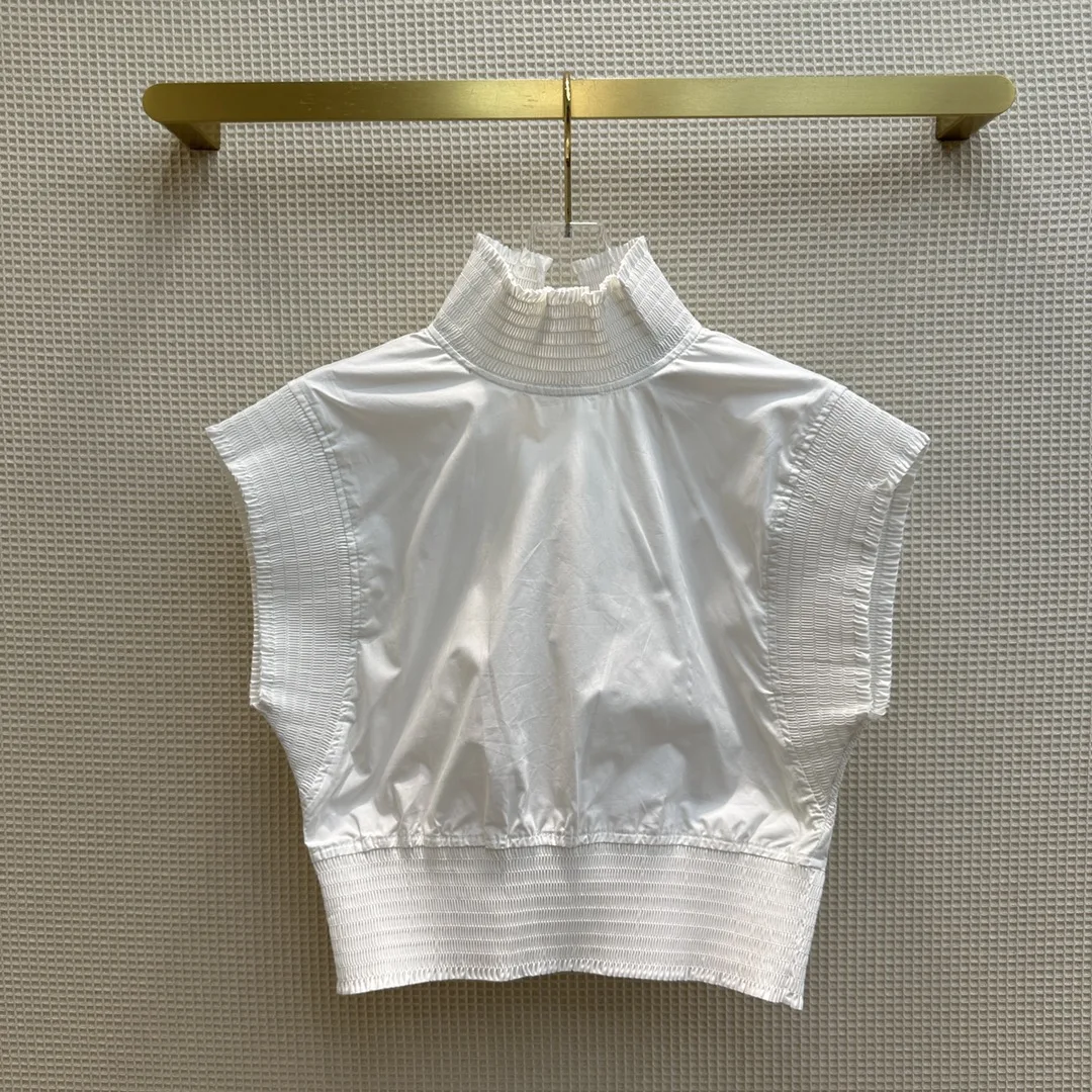 2023 Early autumn new pleated stand collar sleeveless waist loose short shirt tops with romantic sense and elegance
2023 Early autumn new pleated stand collar sleeveless waist loose short shirt tops with romantic sense and elegance