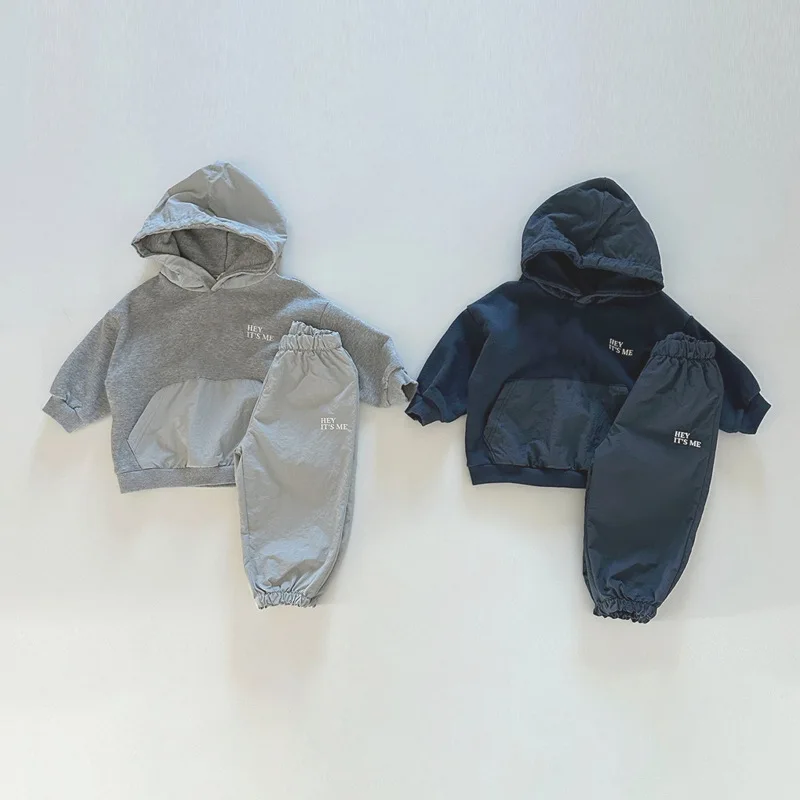 Herbst Brief Hoodies Kleidung Set Kinder Sweatshirt Junge Kapuze Hose 2 Stück Outfits Kind Pullover TopSweatshirt Lounge wear
Herbst Brief Hoodies Kleidung Set Kinder Sweatshirt Junge Kapuze Hose 2 Stück Outfits Kind Pullover TopSweatshirt Lounge wear