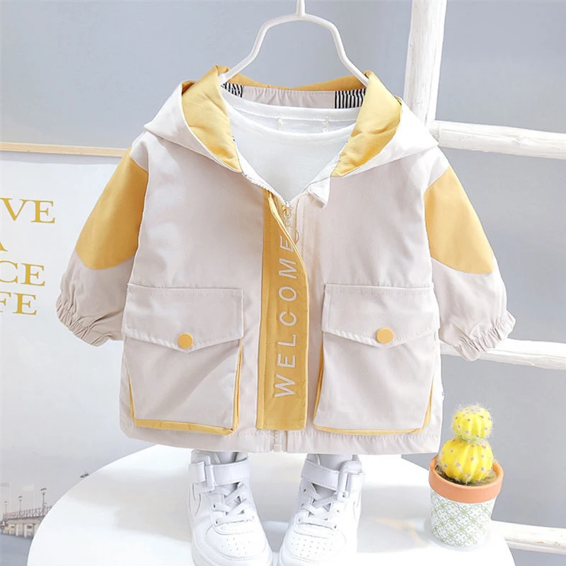 Children's Spring And Autumn Color-blocking Top Baby Hooded Jacket Fashion Simple Boy Jacket Strong Stain-resistant Hooded Top
Children's Spring And Autumn Color-blocking Top Baby Hooded Jacket Fashion Simple Boy Jacket Strong Stain-resistant Hooded Top