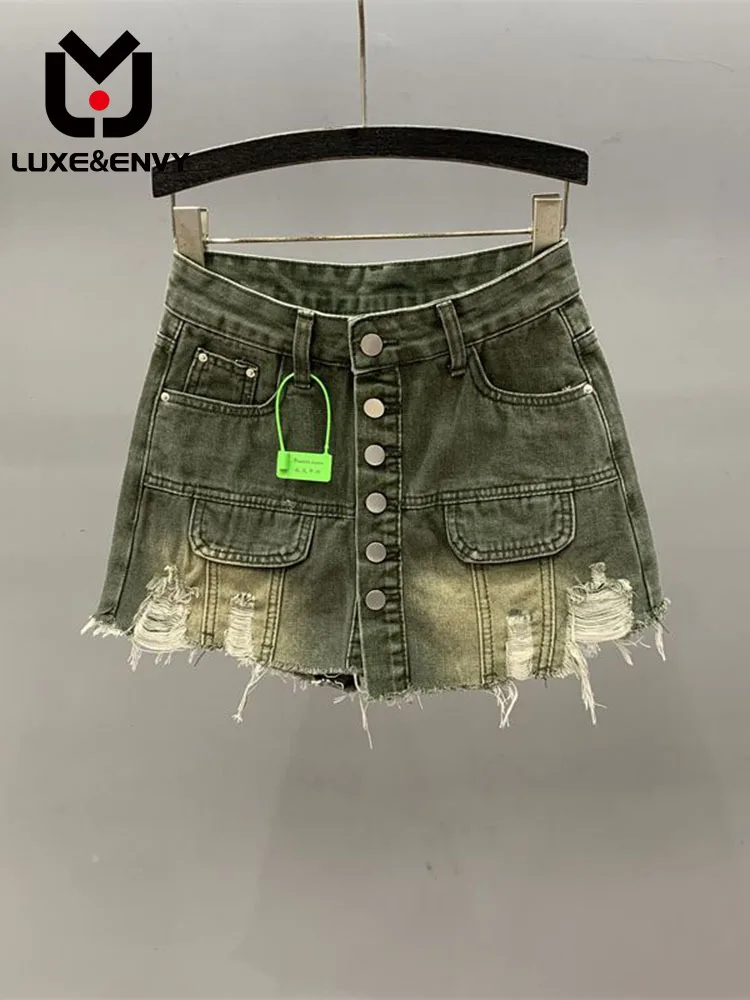 LUXE&ENVY Green single breasted denim women high waisted thin, holes hem A-line buttocks. Short 2023 Autumn
LUXE&ENVY Green single breasted denim women high waisted thin, holes hem A-line buttocks. Short 2023 Autumn