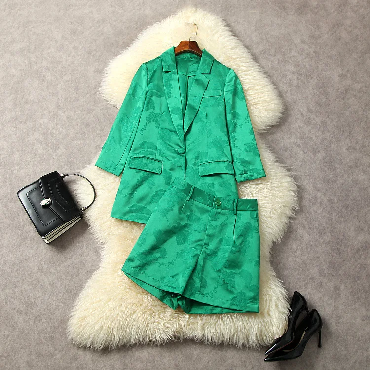 

European and American women's clothes 2023 summer new Seven-point sleeve suit collar jacquard jacket green shorts Fashion suit