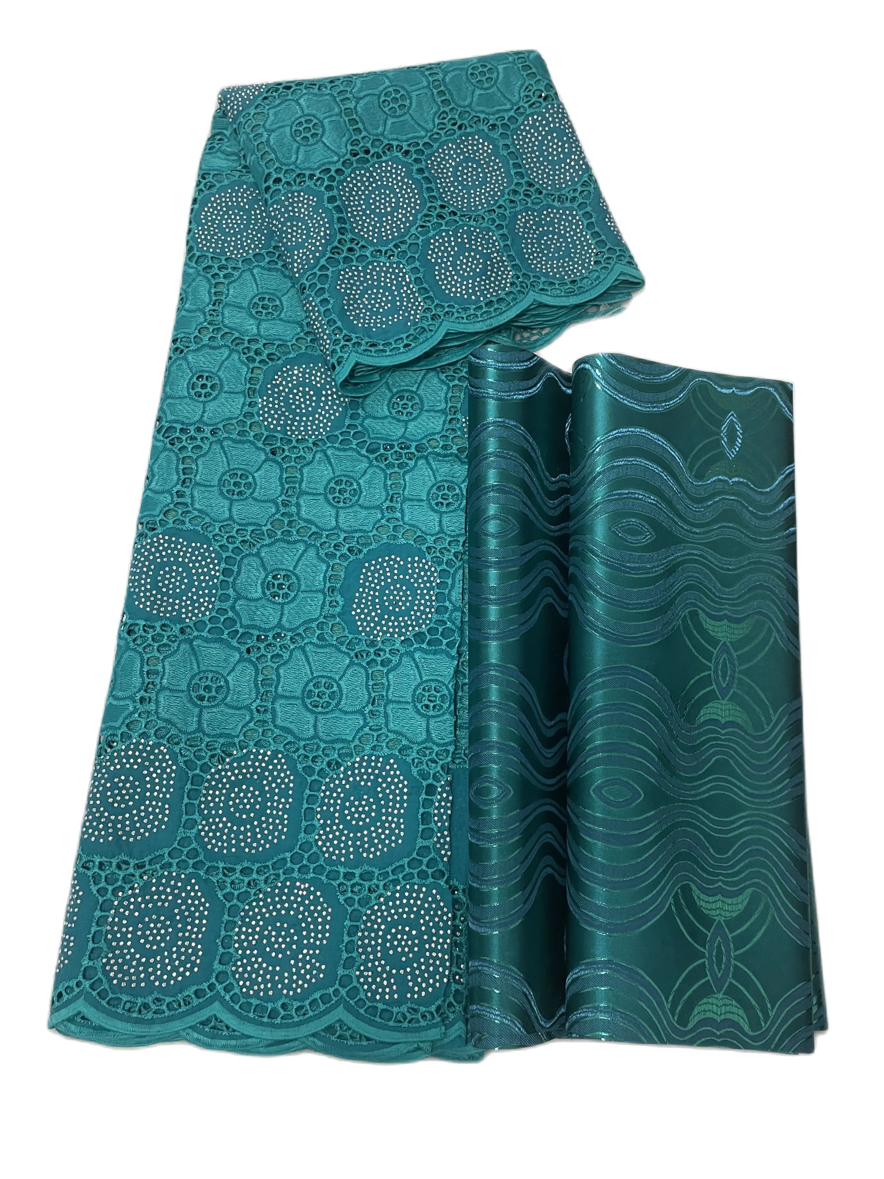 New High Quality 100% Cotton Guipure Nigeran Dry Lace Fabric Embroidery in Switzerland African Swiss Voile Lace Fabrics 5 Yards 
New High Quality 100% Cotton Guipure Nigeran Dry Lace Fabric Embroidery in Switzerland African Swiss Voile Lace Fabrics 5 Yards