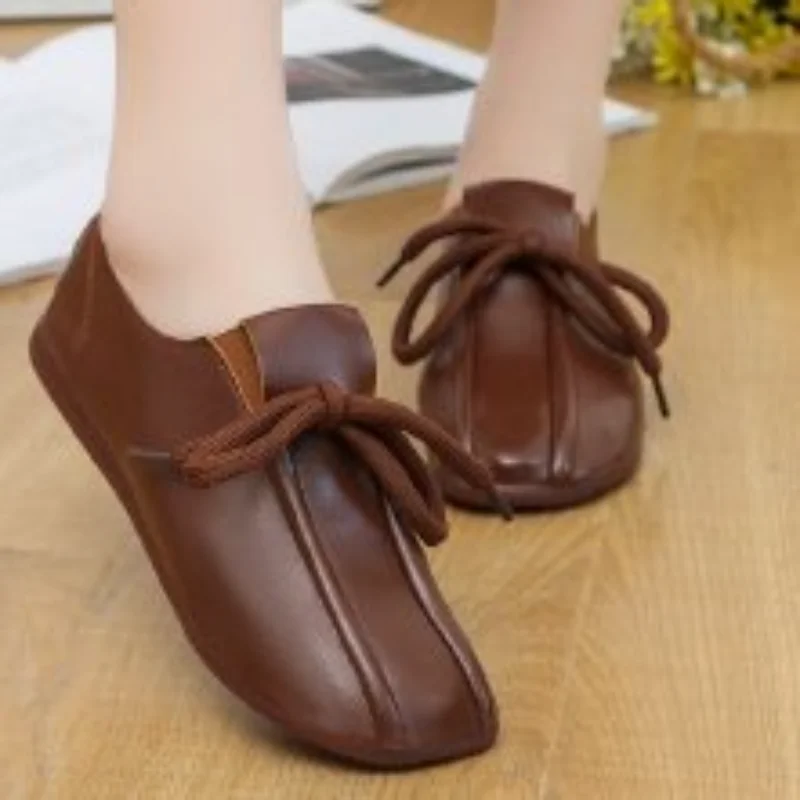 2023 New Women's Casual Shoes Fashion Flat Comfortable Shallow Mouth Loafers for Women Retro Soft Bottom Non-slip Female Shoes
2023 New Women's Casual Shoes Fashion Flat Comfortable Shallow Mouth Loafers for Women Retro Soft Bottom Non-slip Female Shoes